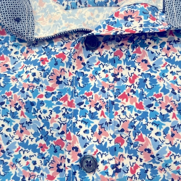 Stylish Blue Floral Button Down Shirt - Picture 4 of 6